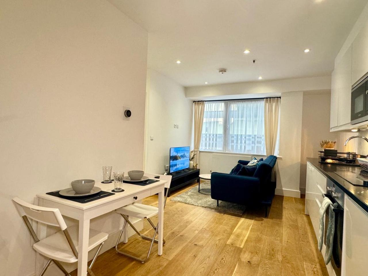 Luxury 2 Bedroom Apartment In Central Croydon With Free Parking מראה חיצוני תמונה